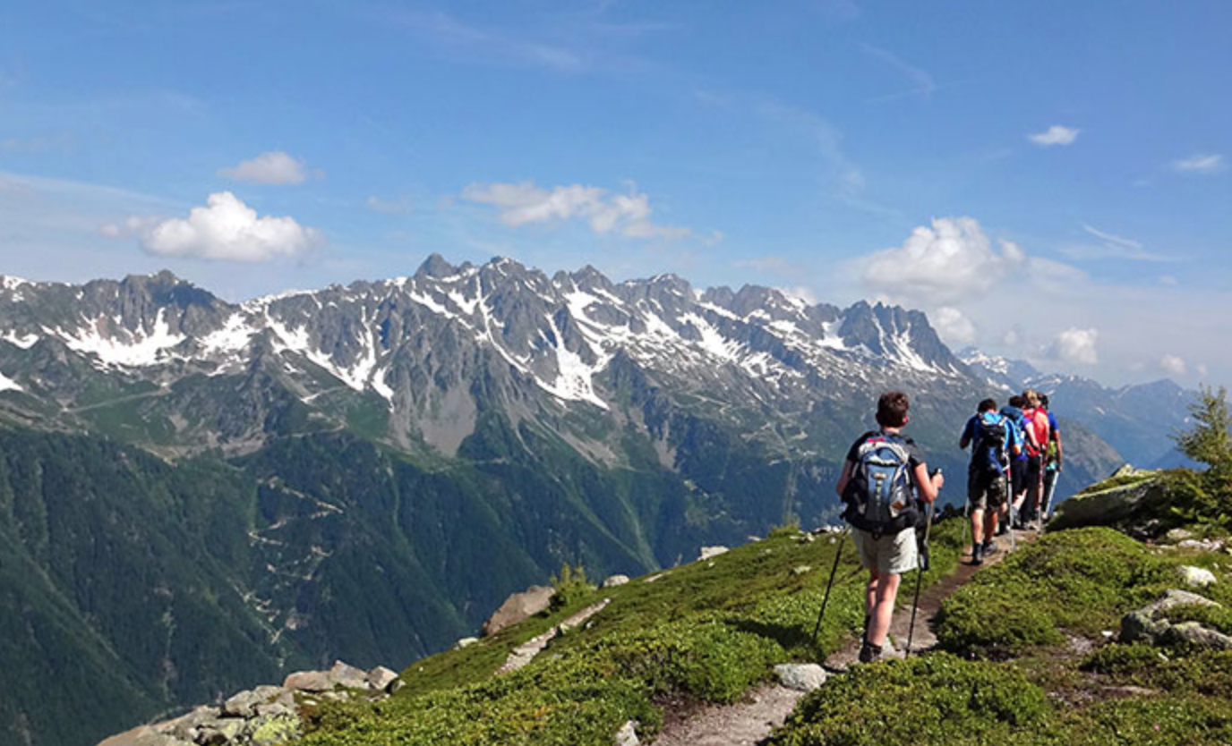 Explore new places. Пешие походы Камчатка. Три дороги туристический клуб. Реюньон хайкинг. Travel Guide.